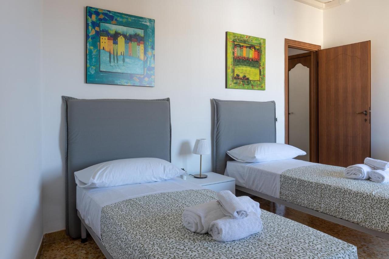 Pisa Quiet And Bright Flats With Balcony Apartment Luaran gambar
